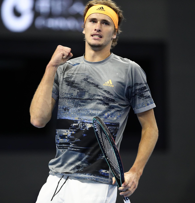 力求在竞技 力求在竞技