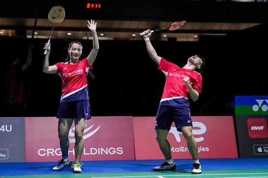 笑声与掌声 笑声与掌声