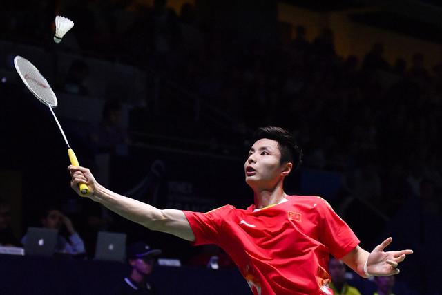 西的比赛中 西的比赛中